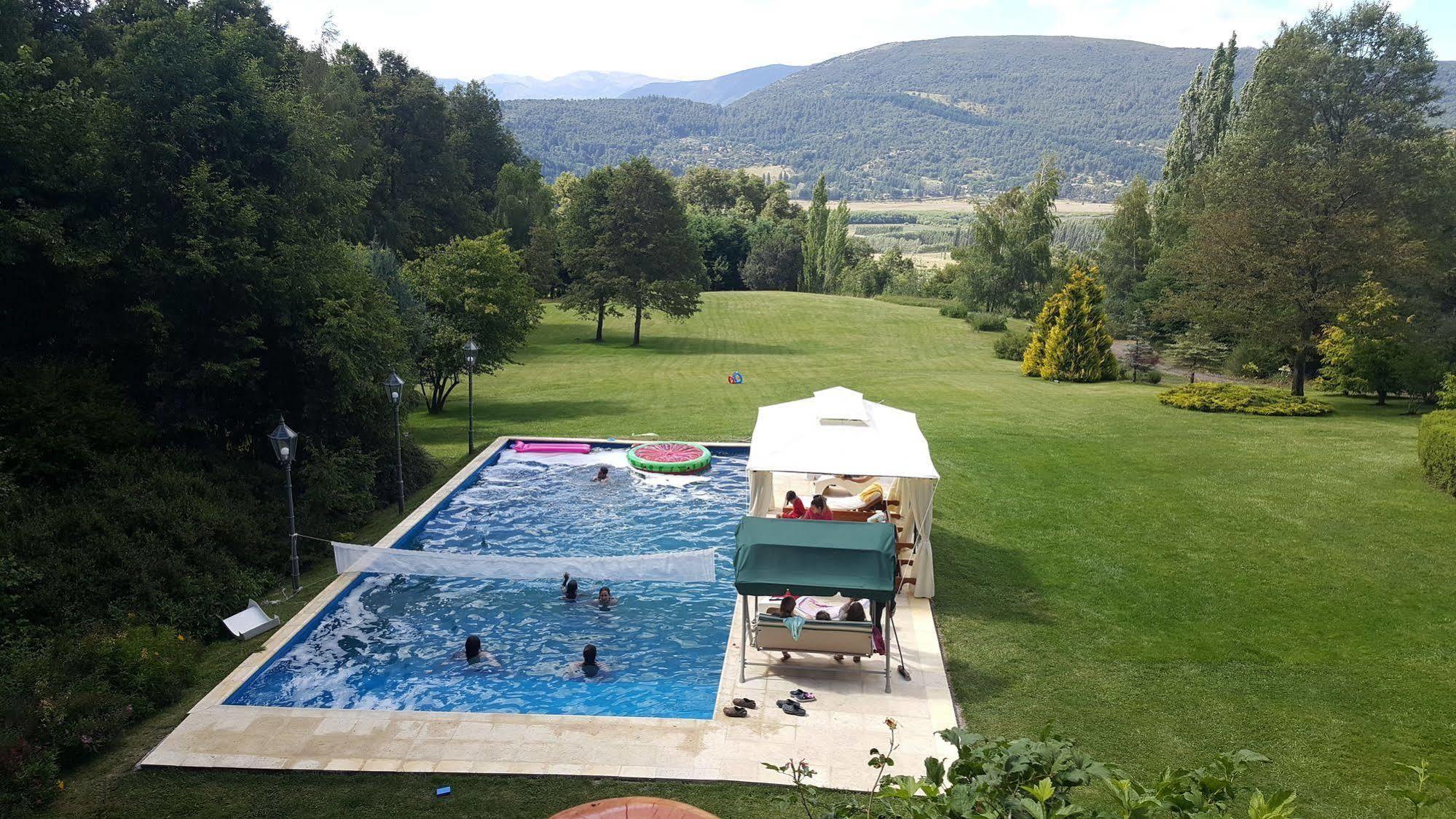 Rotui Apart Hotel San Martín de los Andes Eksteriør billede